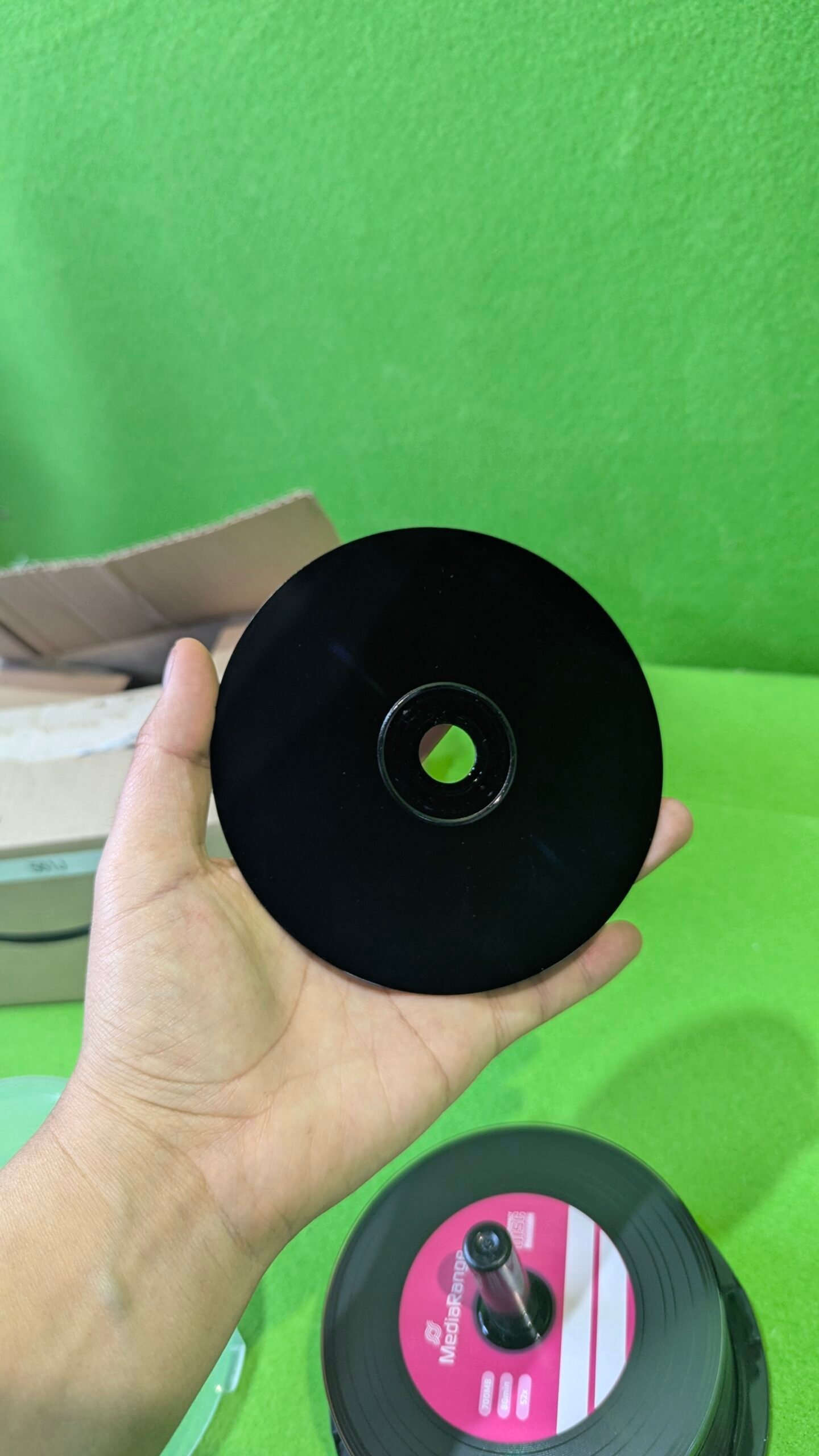 32 Discos CD en blanco DD-R de vinilo con fondo negro 52 x 700 mb 80m - Oportunexa