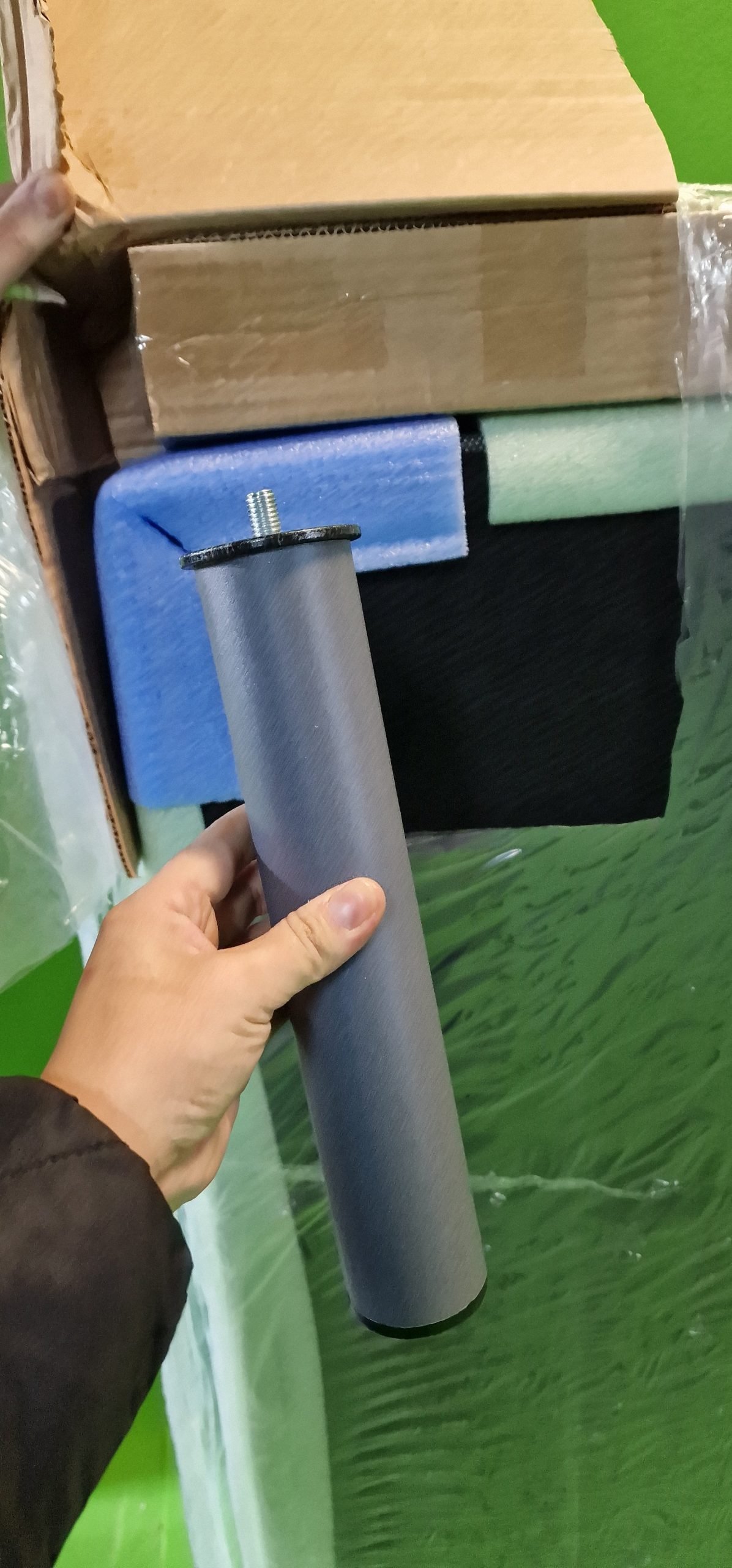 Base Tapizada con Patas - Oportunexa