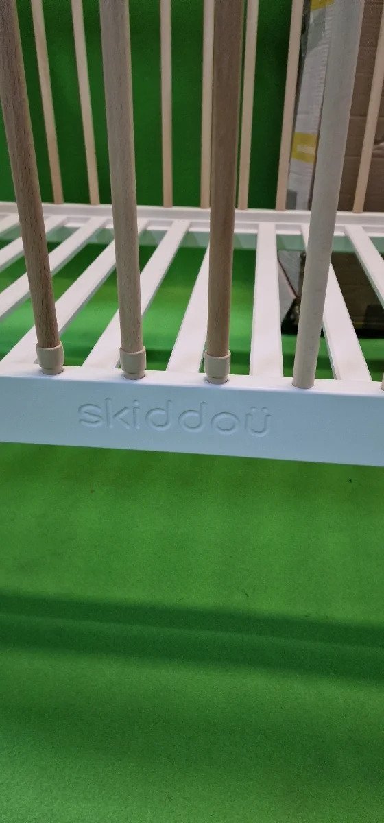 Cama infantil de madera Krübb Recomendación de peso máximo 30 KG - Oportunexa