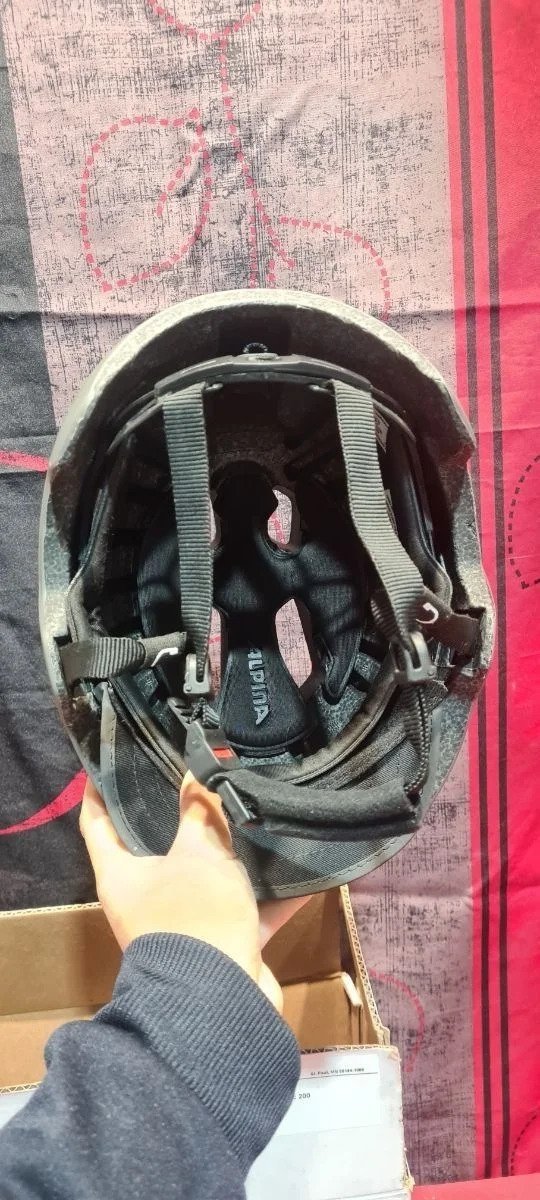 Casco ALPINA Brooklyn Café/Gris Mate Tamaño: 52-57 cm - Oportunexa