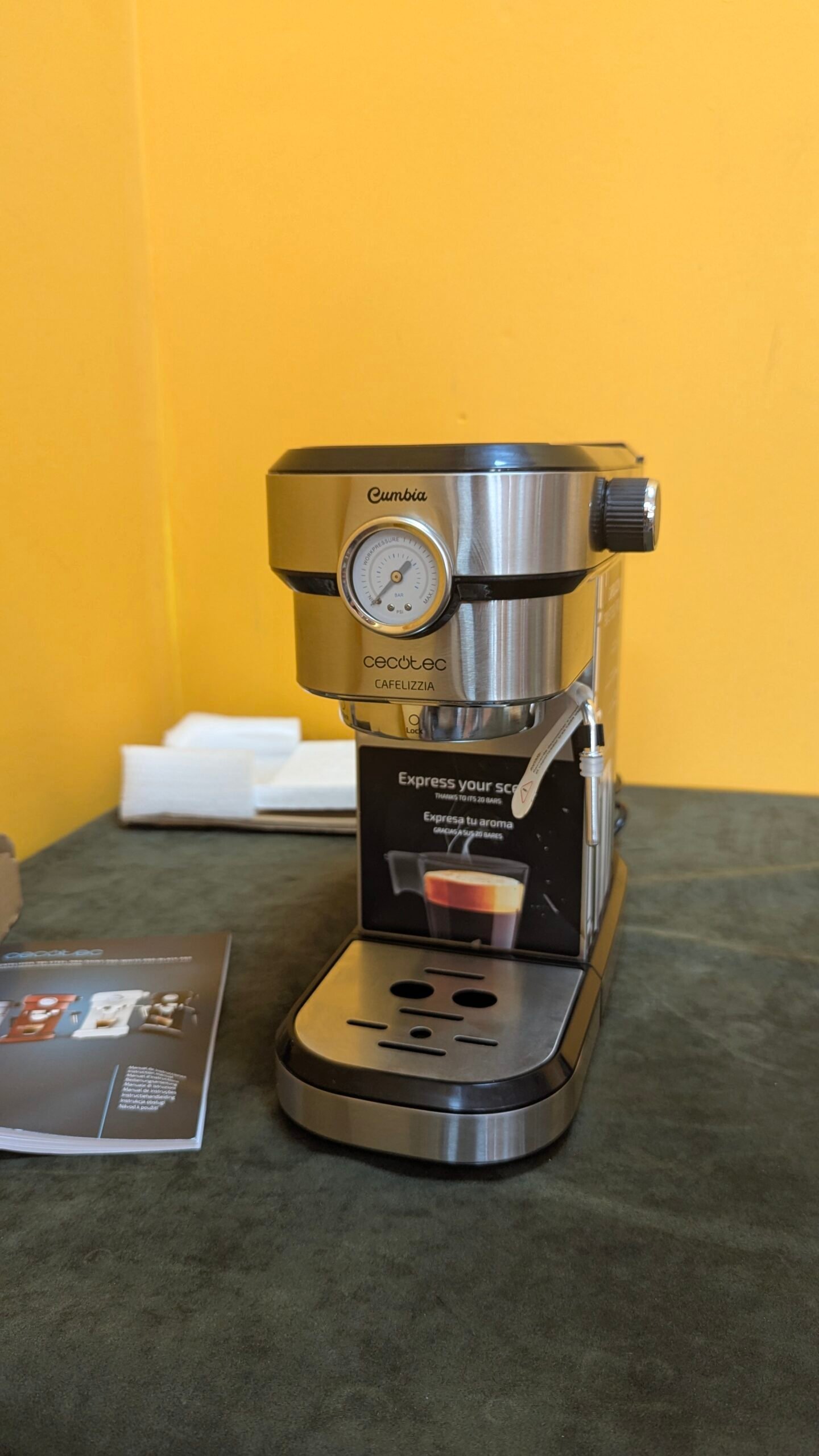 Cecotec Cafetera para Espressos y Cappuccino Cafelizzia 790 Steel Pro con tara - Oportunexa