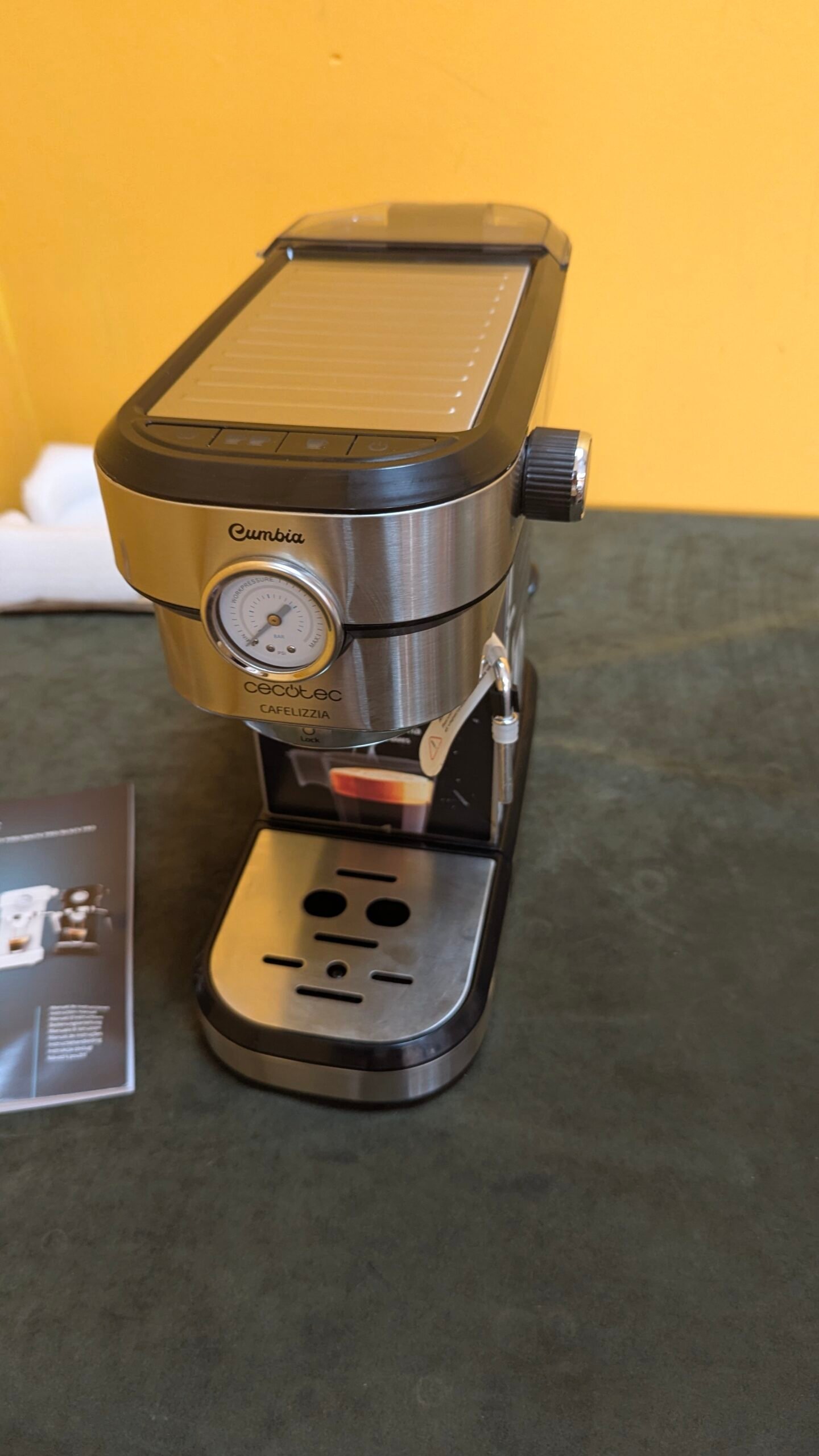 Cecotec Cafetera para Espressos y Cappuccino Cafelizzia 790 Steel Pro con tara - Oportunexa