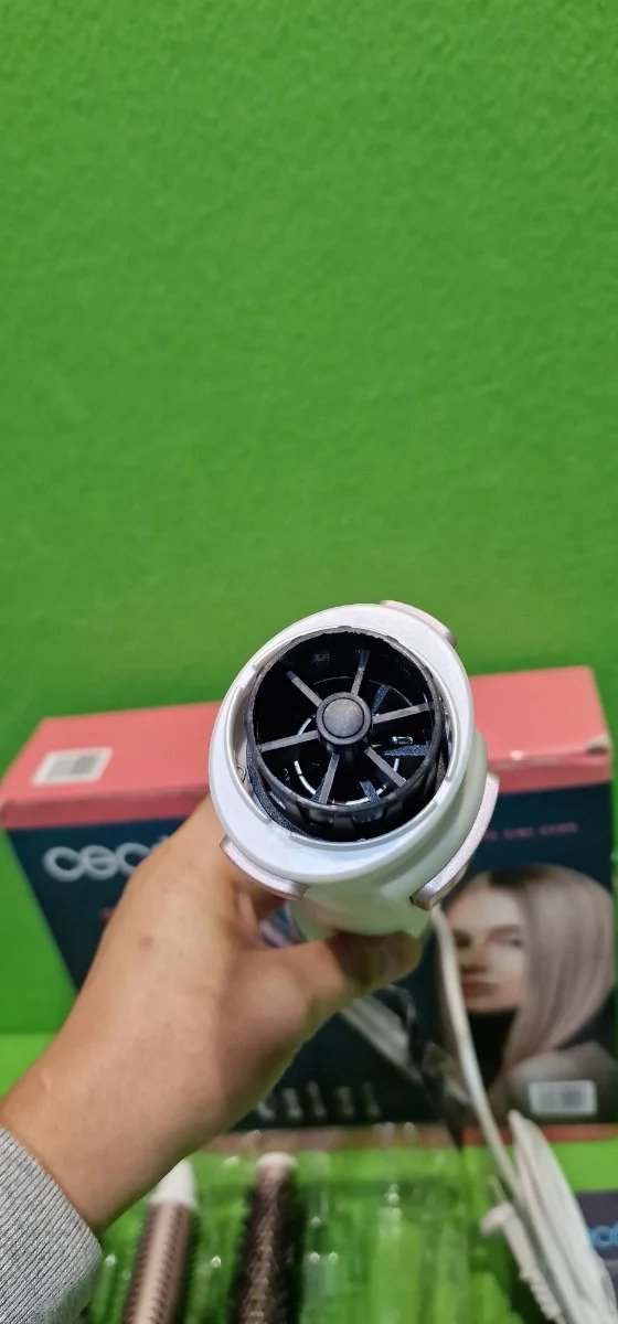 Cecotec Cepillo de Aire Bamba CeramicCare 5in1Gyro. 1000 W, 5 Cabezales intercambiables, Tecnología Iónica, 3 Temperaturas, 2 Velocidades - Oportunexa