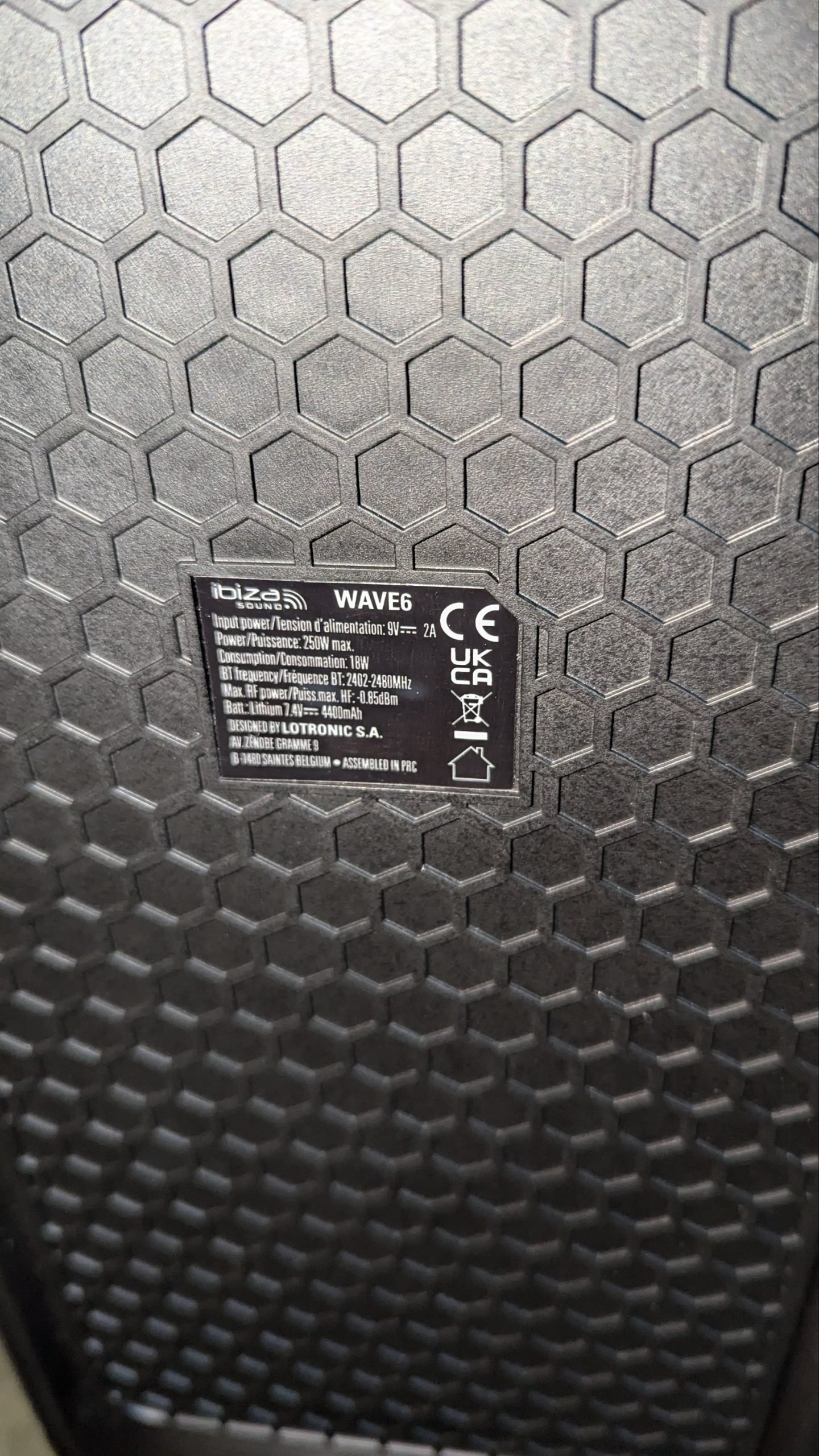 Ibiza WAVE6 Altavoz a pilas de 250W - Oportunexa