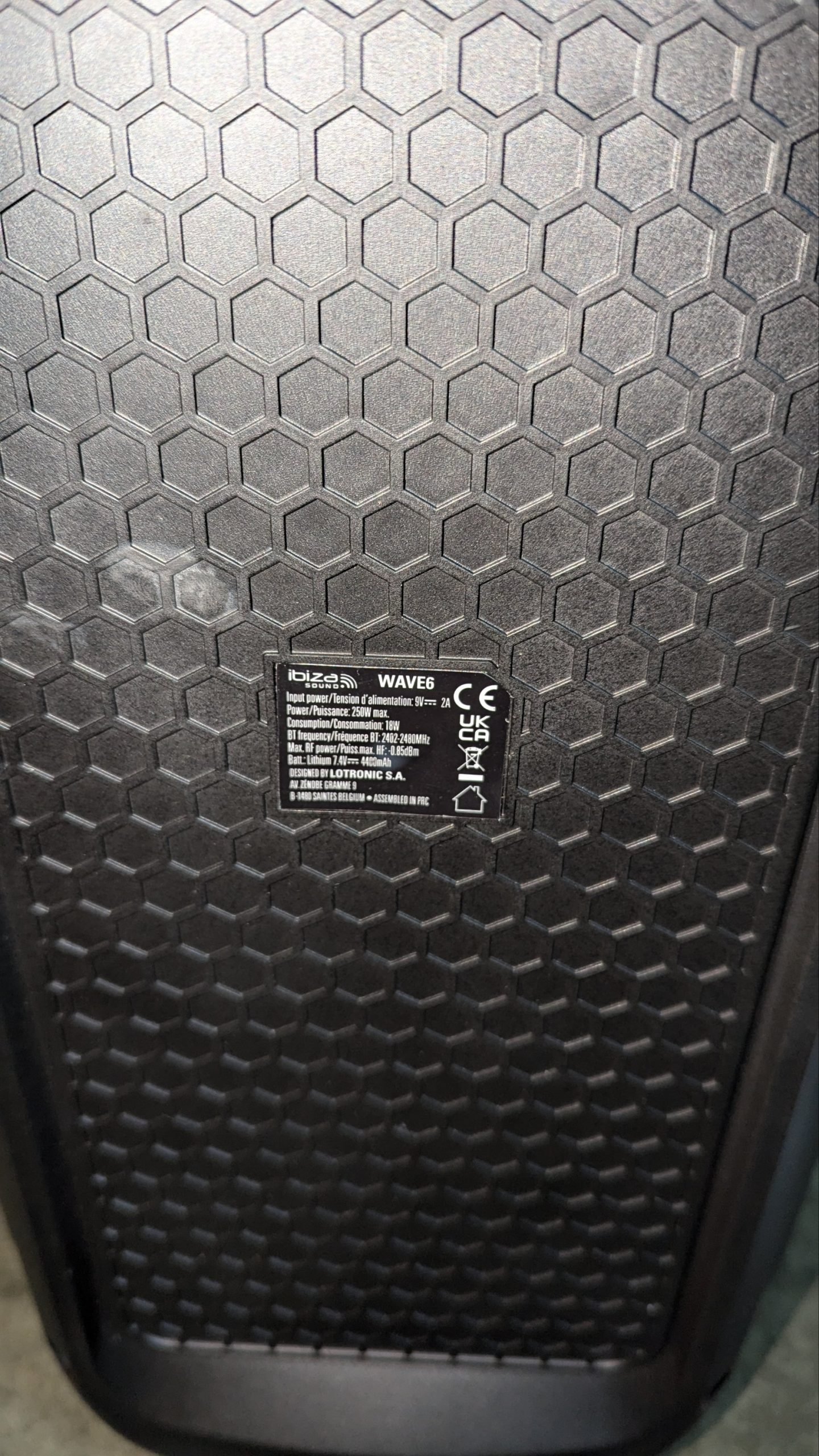 Ibiza - WAVE6 - Altavoz a pilas de 250W/2x5.25" - Oportunexa