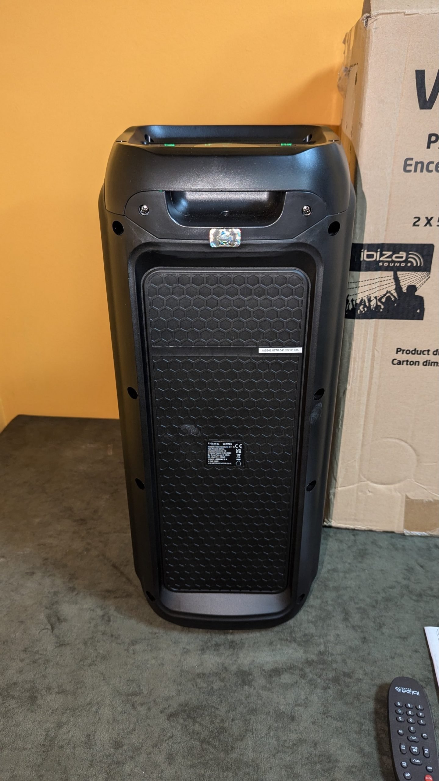 Ibiza - WAVE6 - Altavoz a pilas de 250W/2x5.25" - Oportunexa