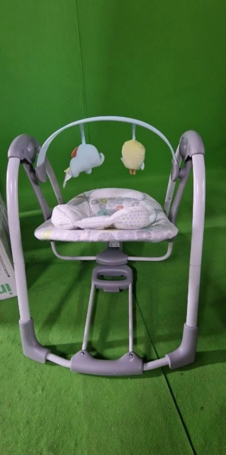 Ingenuity, Columpio Compacto Plegable Hugs & Hoots - Oportunexa