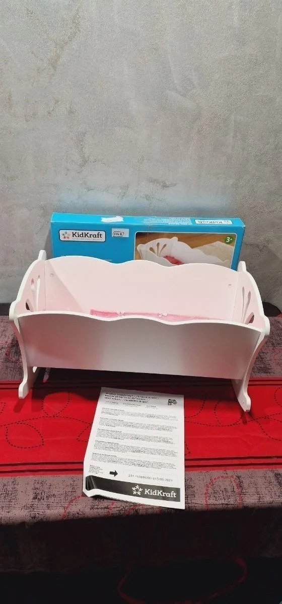 KidKraft- Cuna de madera de juguete con ropa de cama rosa - Oportunexa