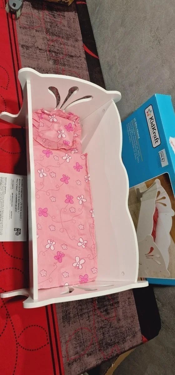 KidKraft- Cuna de madera de juguete con ropa de cama rosa - Oportunexa