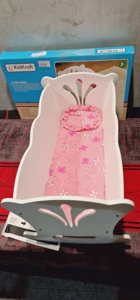 KidKraft- Cuna de madera de juguete con ropa de cama rosa - Oportunexa