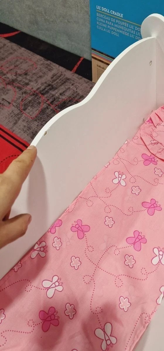 KidKraft- Cuna de madera de juguete con ropa de cama rosa - Oportunexa