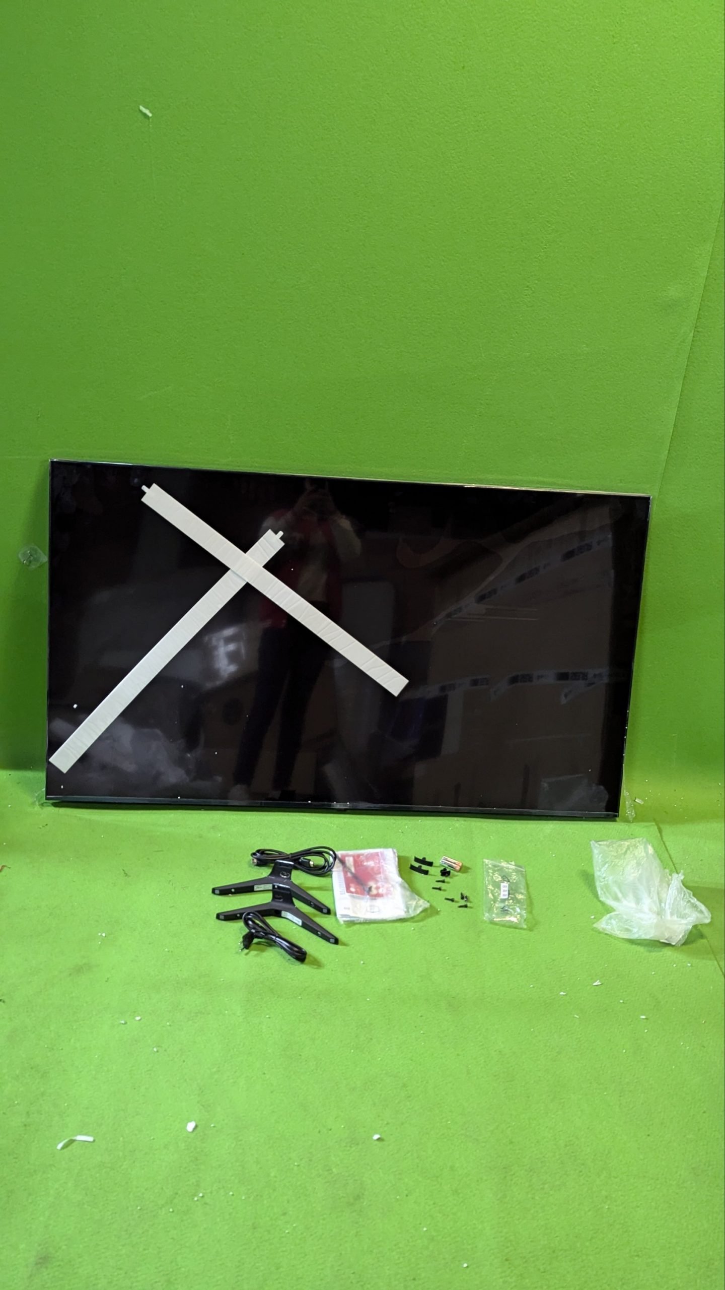 LG 65UR80006LJ 65" Smart TV - para repuestos o reparación - Oportunexa
