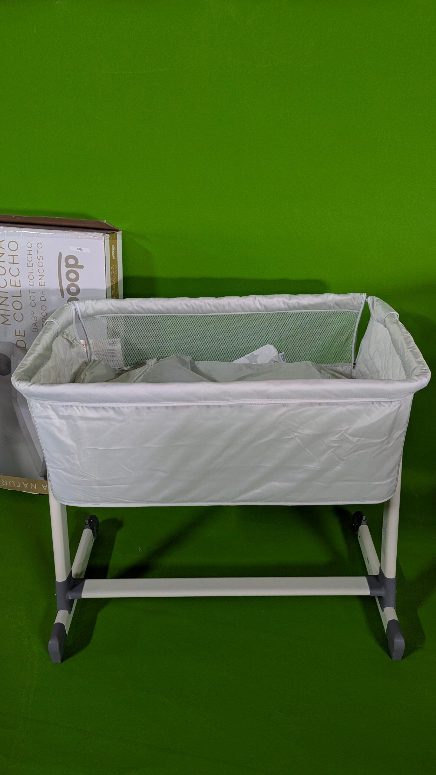 Minicuna colecho Asalvo 0 meses Beige + Edredon y Textil - Oportunexa