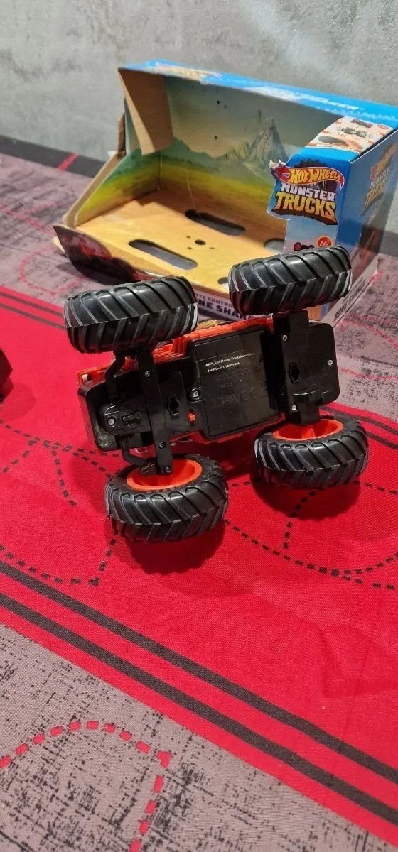 Mondo Motors Mondo -63679 Monster Trucks Bone Shaker - Oportunexa