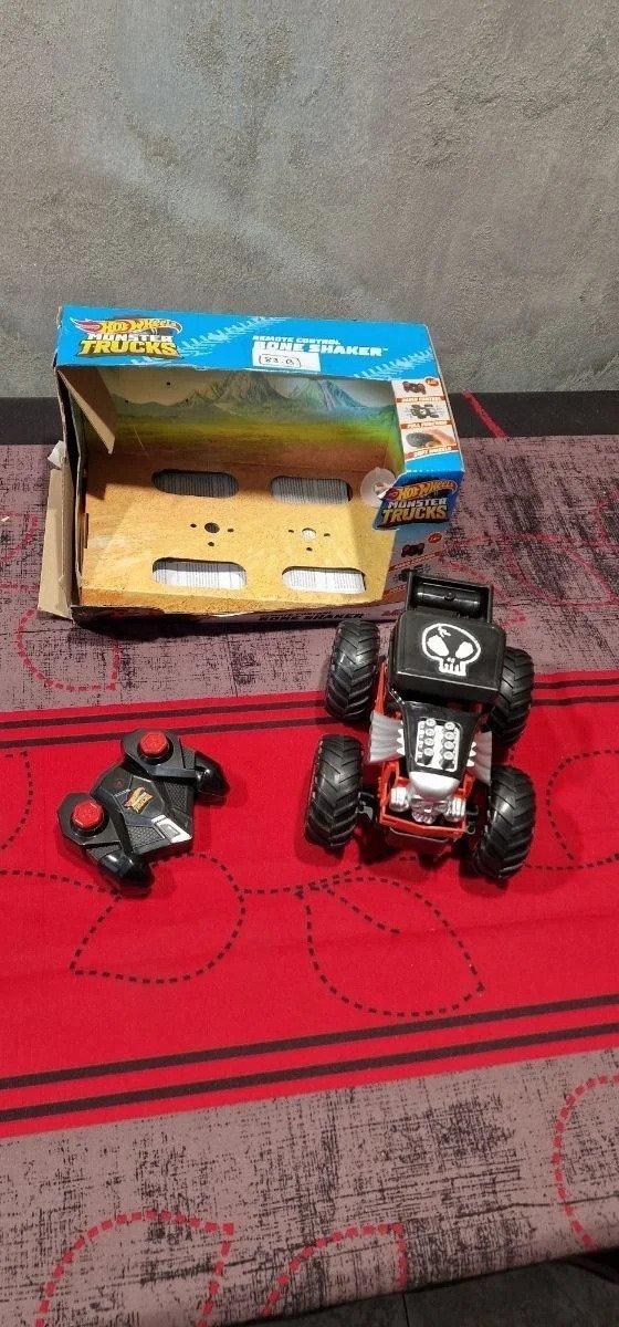 Mondo Motors Mondo -63679 Monster Trucks Bone Shaker - Oportunexa