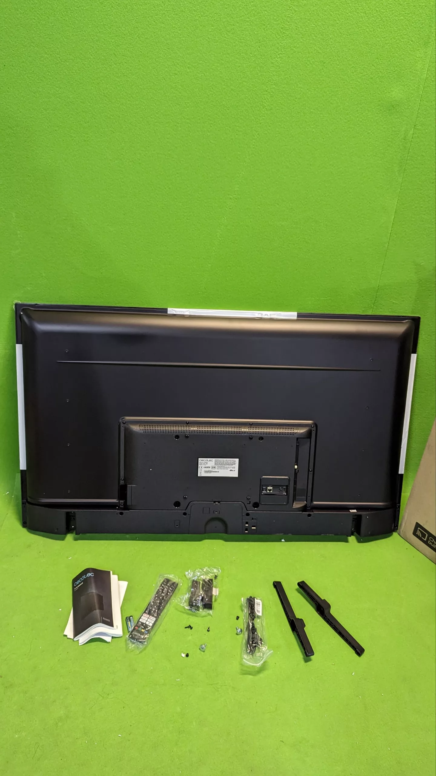 Cecotec Televisor LED 55" Smart TV - para repuestos o reparación - Oportunexa