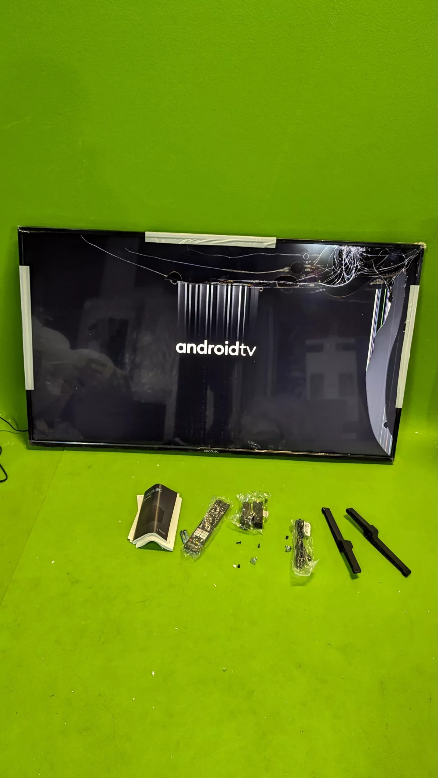 Cecotec Televisor LED 55" Smart TV - para repuestos o reparación - Oportunexa
