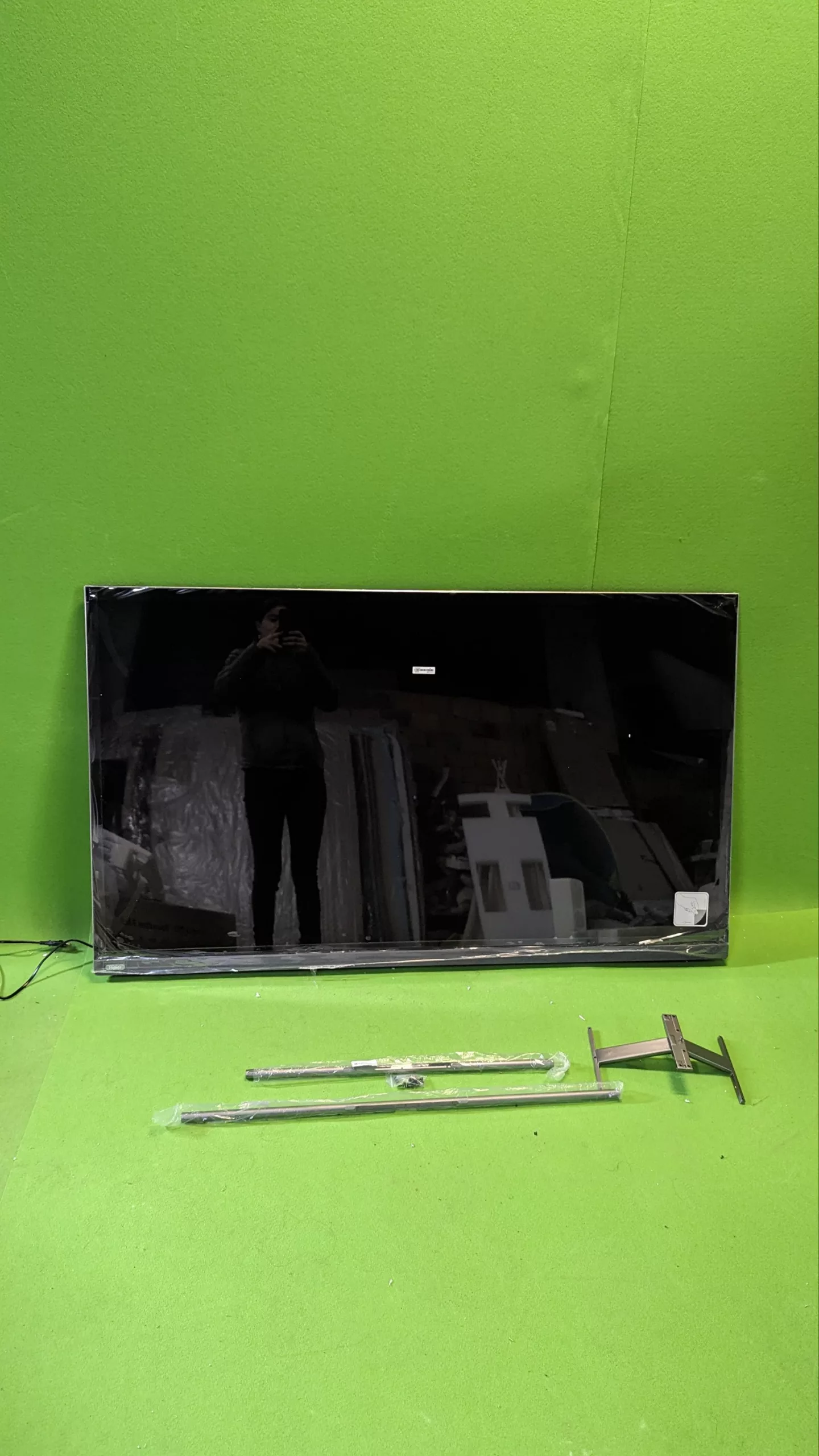 Haier HQLED 4K UHD 65" Smart TV - para repuestos o reparación - Oportunexa