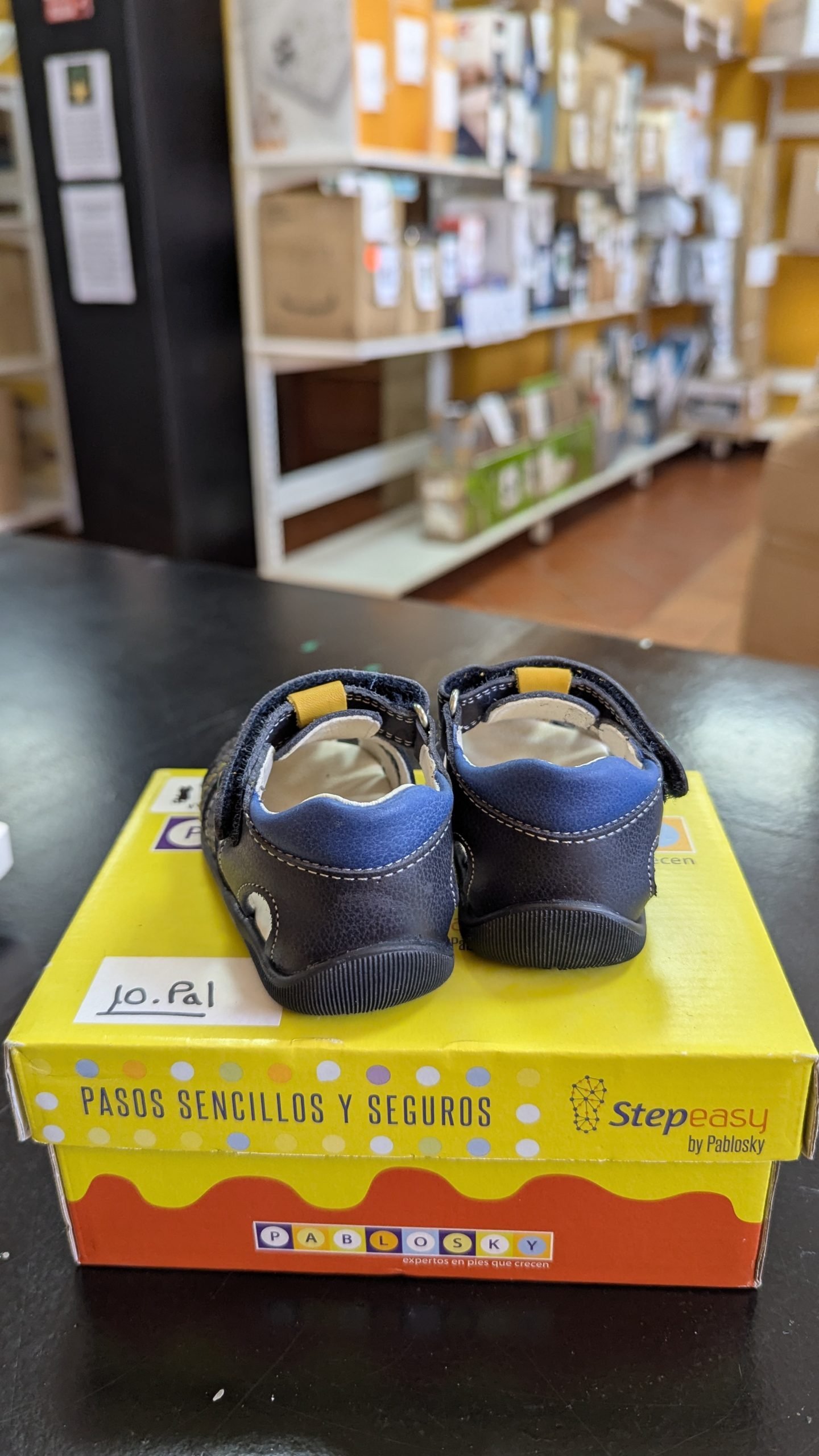 Sandalias de piel para niño de Pablosky talla 19 - Oportunexa